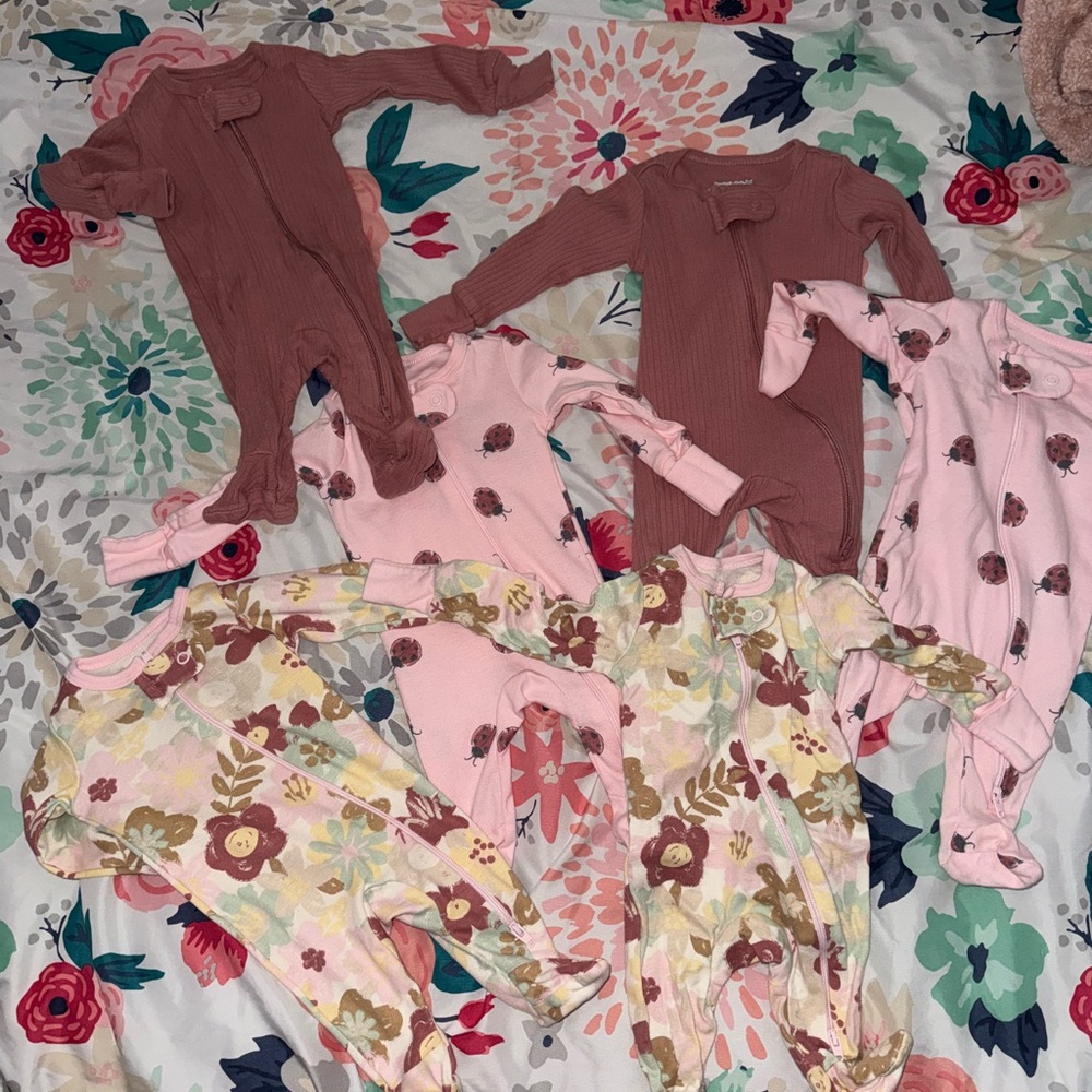 Newborn Footies Set
